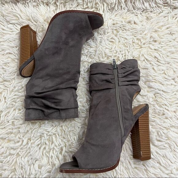 Liliana gray slouchy ankle booties with peep toe  7.5 - Picture 3 of 8